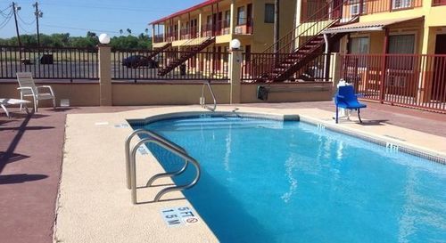 Deluxe Inn Airport McAllen Exteriér fotografie