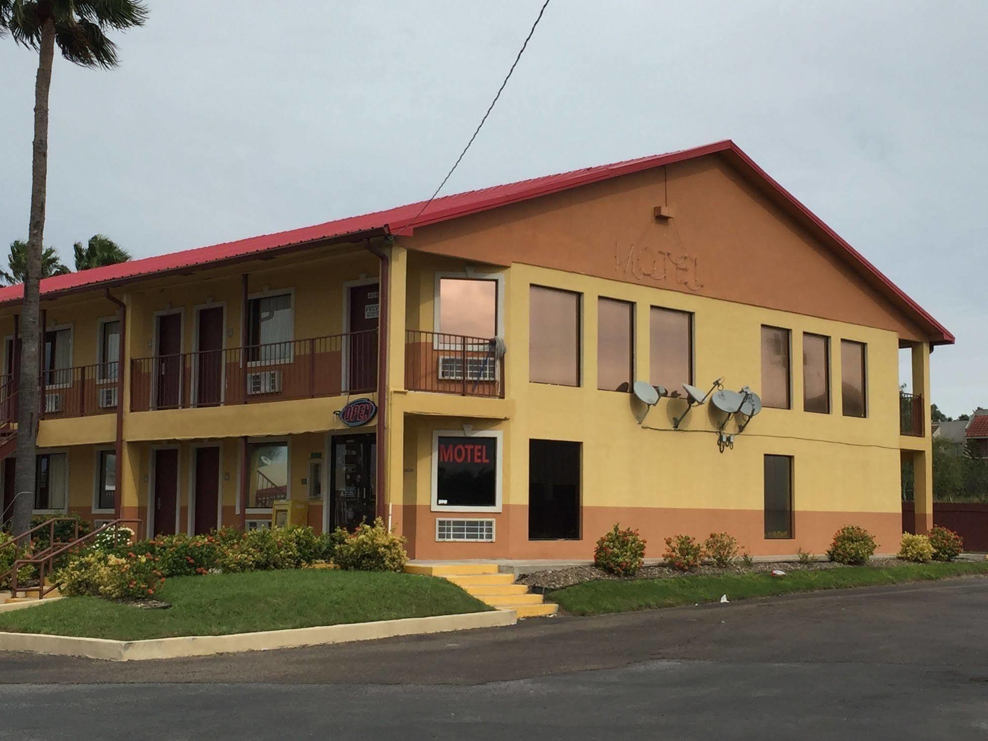 Deluxe Inn Airport McAllen Exteriér fotografie